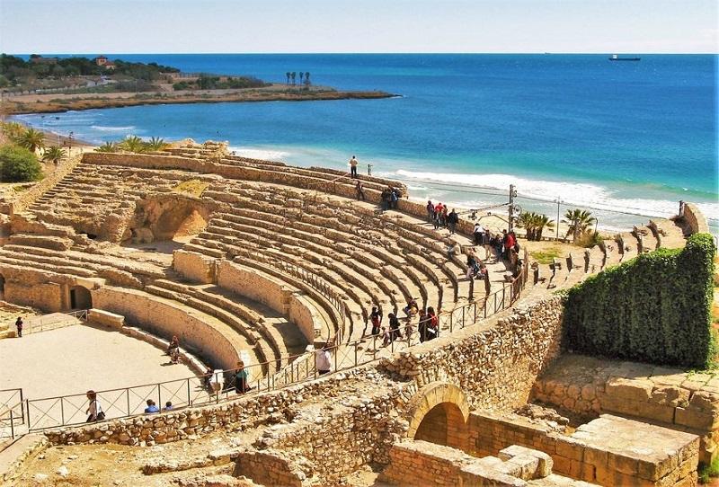 Tarragona Romana (anfiteatro, murallas)